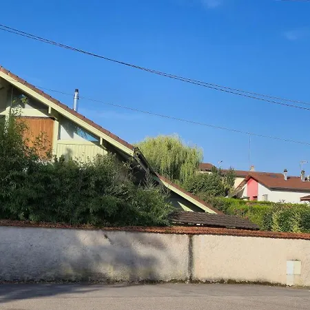 D'hote - La Maison Verte Charmes (Vosges)